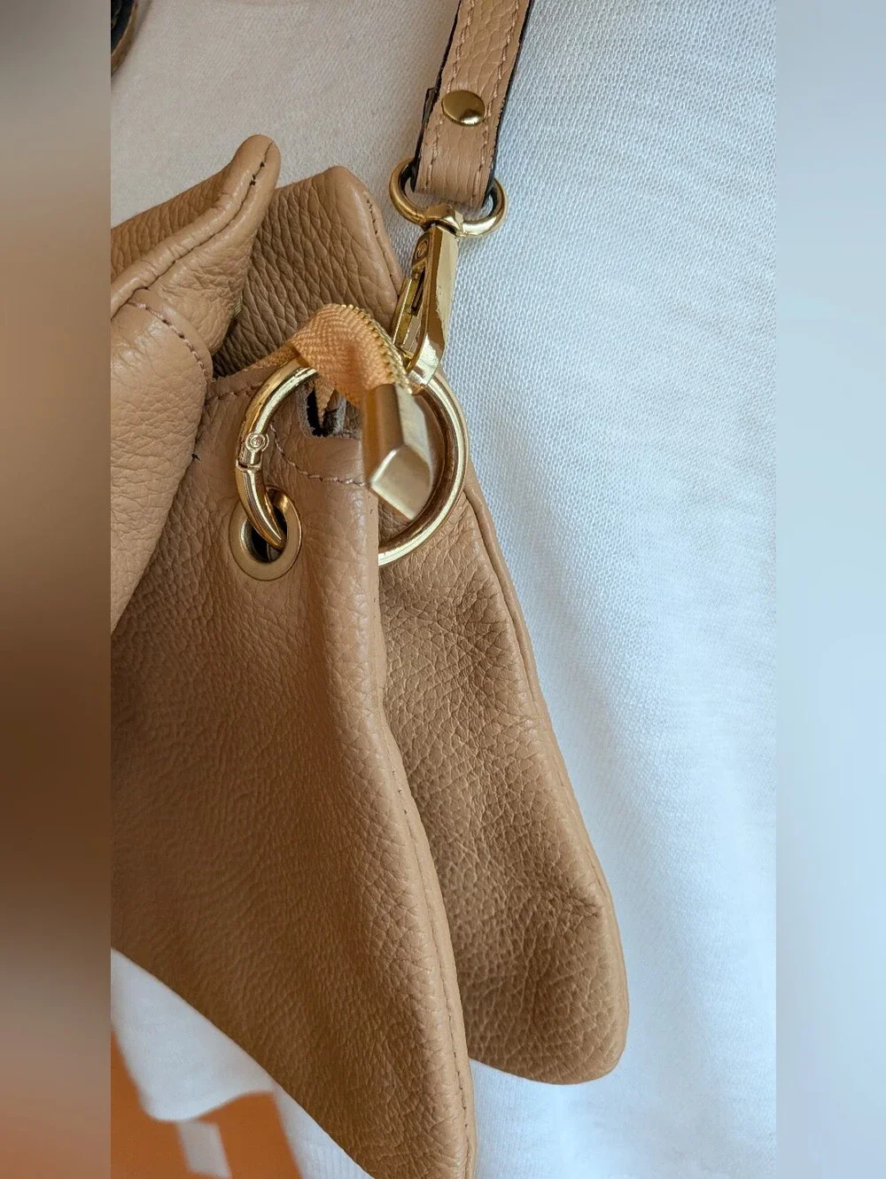 Debbie Katz Womens Beige Leather Crossbody Bag - Neutral Everyday Style
